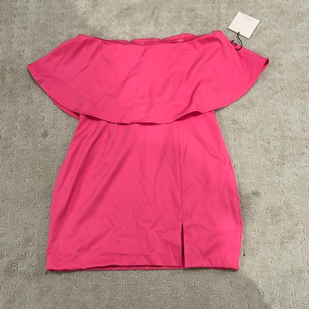 BRAND NEW WITH TAGS SUPERDOWN PINK STRAPLESS DRESS
